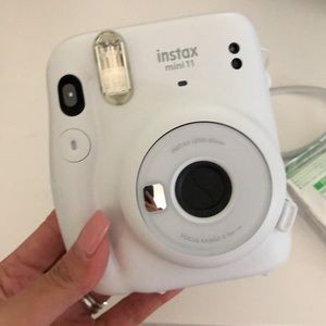 Fujifilm Instax Mini 11 Instant Camera